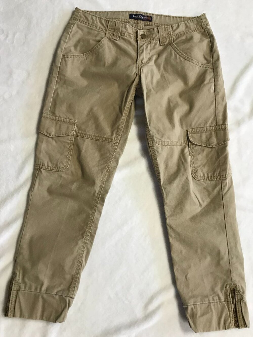 Levi's Cargo Pants Size 5 Khaki Utility Ankle Zip Stretch Cotton